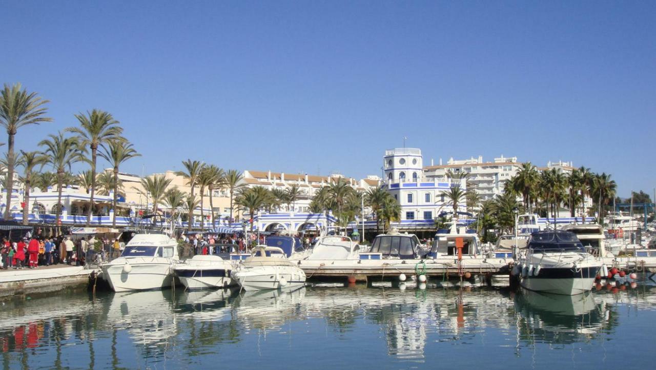 First Line Beach Sea View إِستيبونا المظهر الخارجي الصورة