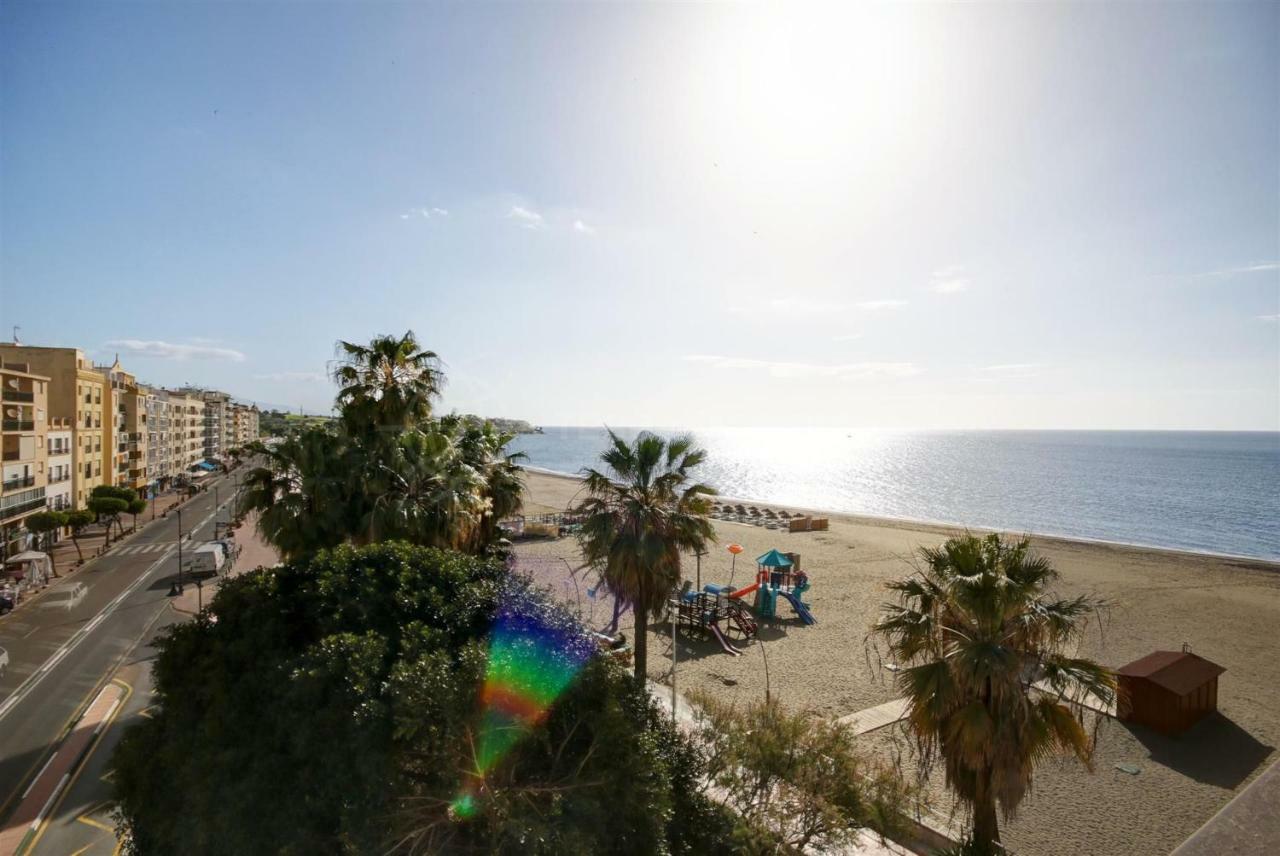 First Line Beach Sea View إِستيبونا المظهر الخارجي الصورة